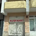 Reyad * 加爾米施-帕滕基興